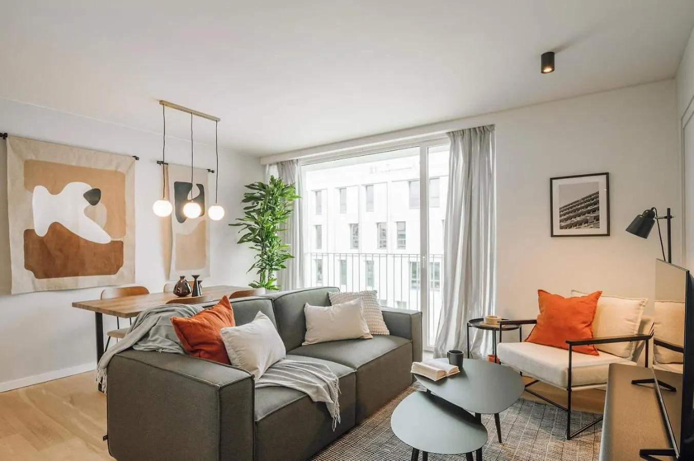 Figueira - 2 Bedrooms And Pool In Areeiro Lisbon 0*,
