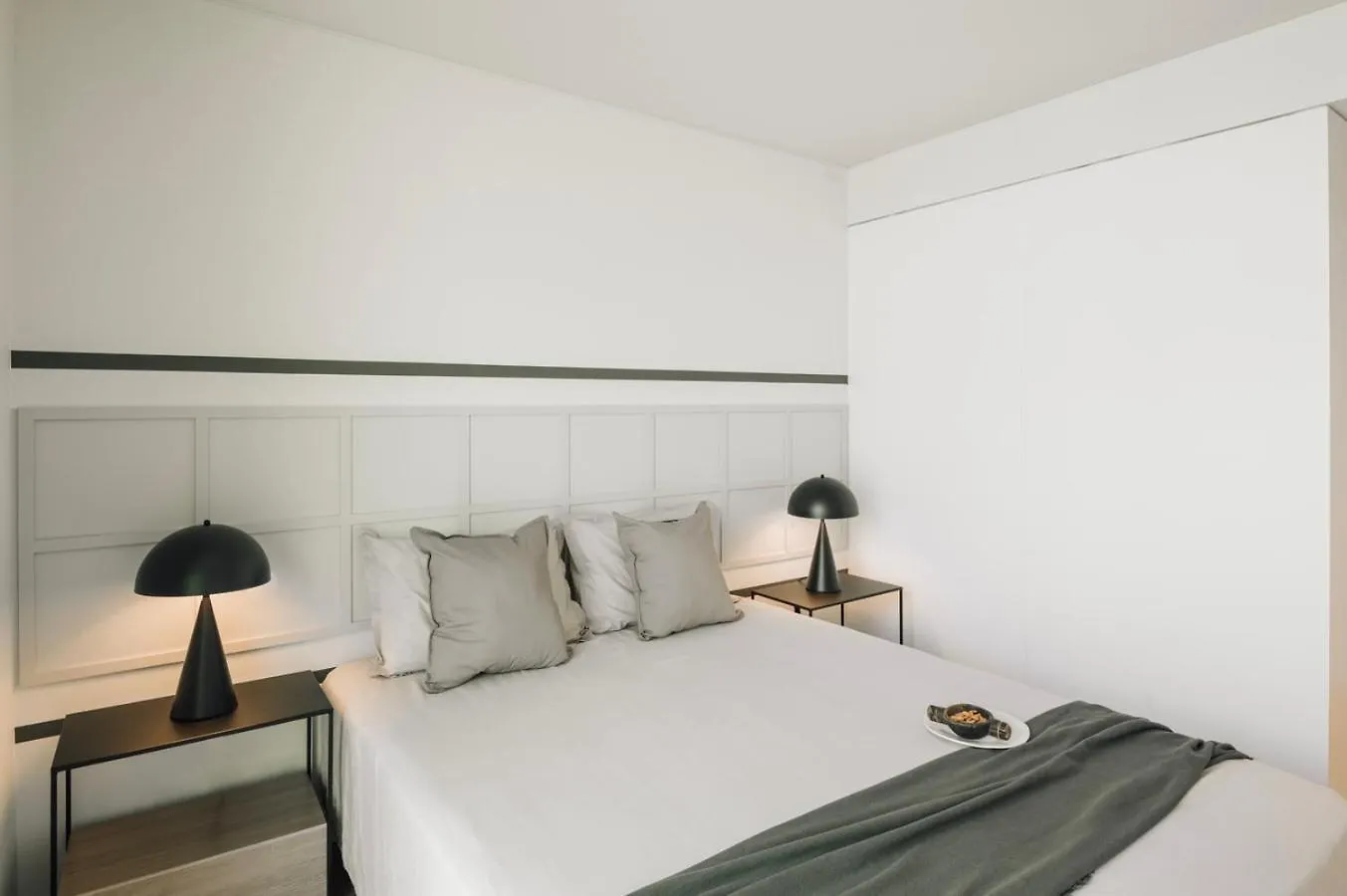Apartment Figueira - 2 Bedrooms And Pool In Areeiro Lisbon